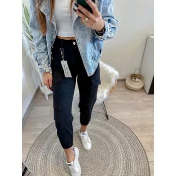 Dámské kalhoty Stylové dámské nohavice s kapsami černé, VELIKOST XS