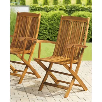 Sada zahradních židlí ze 2 světle hnědého akátového dřeva s područkami včetně polštářů skládací balkon Beliani