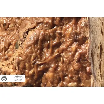 Trvanlivě pečivo FREE VILLAGE - BEZLEPKOVÝ TMAVÝ KRÁJENÝ CHLÉB SE SEMÍNKY 350g