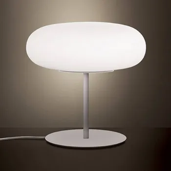 Lampička Artemide Itka stolní lampa Ø 35 cm sed stojanem - výška stínidla 12,5 cm bílé 3 x 10 W - Doprava zdarma