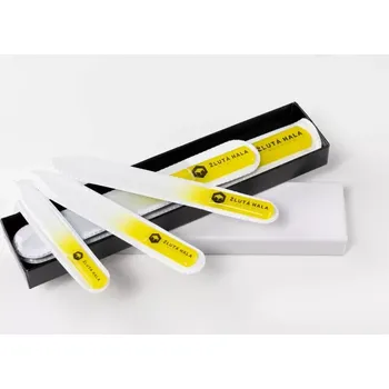 SADA SKLENĚNÝCH PILNÍKŮ NA NEHTY, CZ