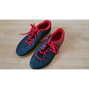 Chlapecká obuv Tenisky sálové vel.36