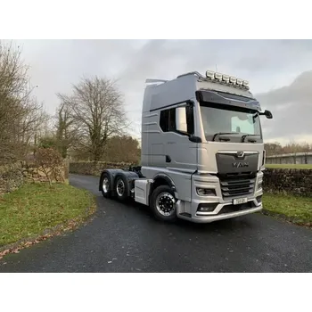 Plexi ofuk oken Sluneční clona ,,Individual" pro Man TG3 GX, standartní, komplet s montážní sadou (komplet s montážní sadou)