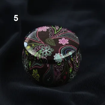 Šperkovnice Kovová šperkovnice kulatá plechová dózička - více barev Typ č.05