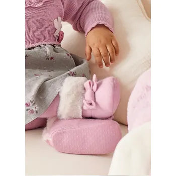 Capáčky Dívčí novorozenecké zimní capáčky Mayoral 9686 Velikost: 18 (7-9 měsíců)