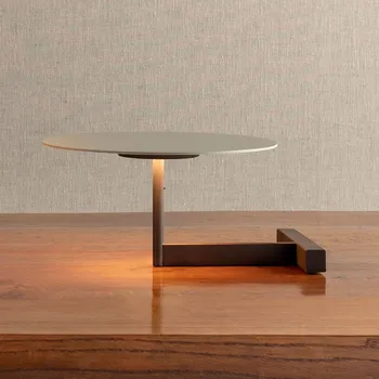 Lampička Vibia Flat LED stolní lampa výška 16 cm šedá L1 - kabel 200 cm šedý, černý LED celkem 7 W - Doprava zdarma