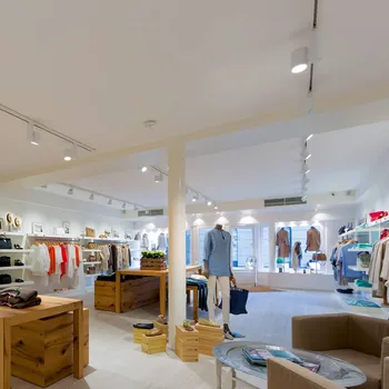 Lampička Egger Licht LED reflektor Egger DLS Kent, 3 000 K, bílý, 38° - Reflektor - Ø 9 cm, délka 11 cm bílá 1 x 30 W LED - Doprava zdarma