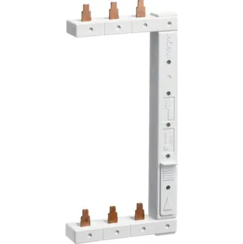 Rozvaděč Hager KCL363R Meziřadové přípojnice, 3-pólové propojení ze spodu pro 2 řady, pravé