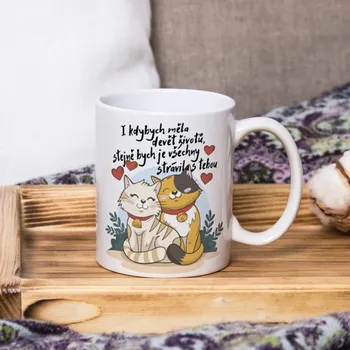 Hrnek I kdybych měla devět životů, stejně bych je všechny strávila s tebou - Žlutá