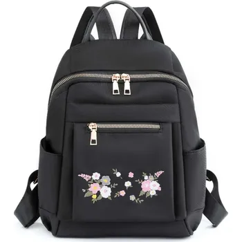 Dámský nylonový batoh s výšivkami květin Barva: Černá