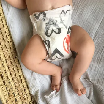 jednorázová plena KOLORKY DAY Srdce Jednorázové eko plenky Velikost (od výrobce): 3 - 6 kg (150 ks)