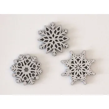 Dřevěná dekorace SNĚHOVÁ VLOČKA stříbrná - vzor 4