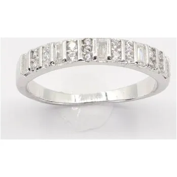 Prsten Stříbrný prsten s kamenem