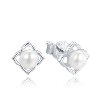 Náušnice 1586 MINET Stříbrné náušnice kytička s bílou perlou