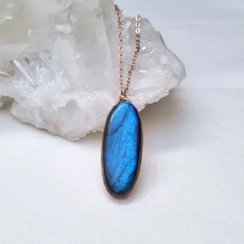 Náhrdelník Labradorit top modrá - přívěsek/náhrdelník ŠPERKY S PŘÍRODNÍMI KRYSTALY