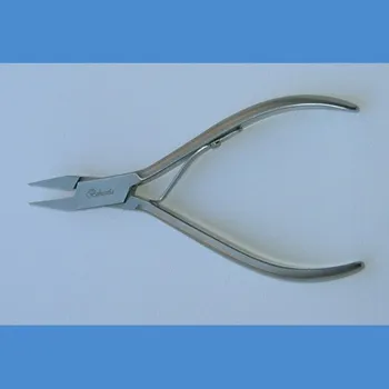 Pedikúrní klešťové nůžky na nehty špičaté rovné Bohemia 12cm/15mm