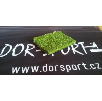 Umělý povrch JUTA a.s. Umělá tráva 15 mm -výprodej Rozměr: 0,,6 x 4,0 m