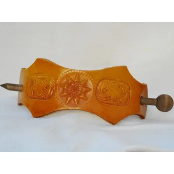 Kožená spona do vlasů s dřevěnou jehlicí č.9 Barva: Žlutá