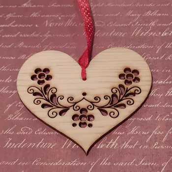 Vánoční ozdoba Dřevěná ozdoba - srdíčko