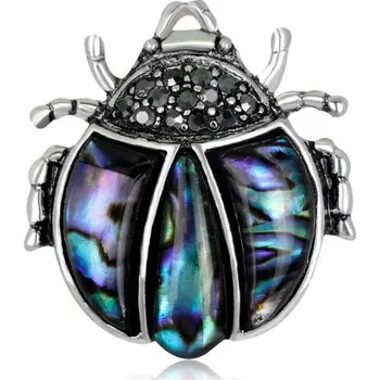 Brož Brož opálová beruška, slunéčko sedmitečné, z mušle Opálová