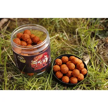 Boilies Black Carp vyvážené boilies - Wafters Průměr: 24mm/250g, Příchuť: Jahoda-Chilli