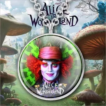 Seriál řetízek Alenka v říši divů (Alice in Wonderland) kloboučník (Mad Hatter) bronzový