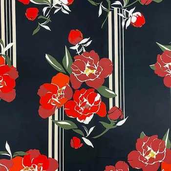 Úplet černý, červený květ, raport, š.145