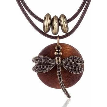 Náhrdelník Přívěskynakrk.cz Dřevěný náhrdelník VÁŽKA D584