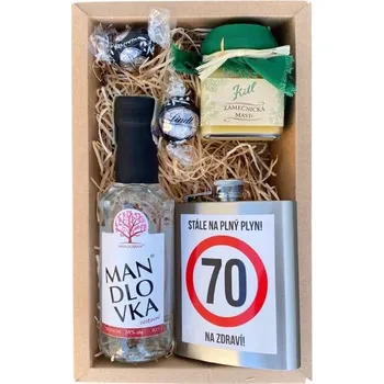 Dárkový potravinový koš Dárkový balíček pro muže k 70. narozeninám mandlovka/placatka/mast