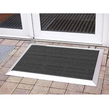 Rohožka Kartačová rohož Brushwell v náběhovém rámu, cena za m2, barva kartáče černá