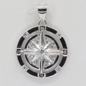 Přívěsek Stříbrný přívěsek s kamenem