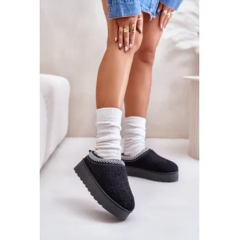 Dámská zimní obuv Dámské Sněhule Na Platformě S Vyšíváním Tirissa Barva: Černá, Velikost: 39