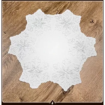 ubrus Vyšívaný ubrus kulatý malý Ø 30cm vločka (Dekorativní vyšívaný ubrus vánoční)