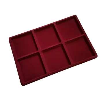 Obal pro sběratelský předmět Schulz ČR Plato (kazeta) na mince potažené vínově červeným sametem s průhledným krytem - 6 polí o rozměru 95 x 95 mm