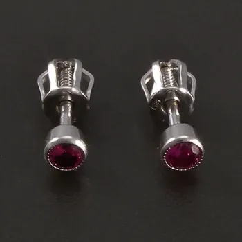 Náušnice Goldpoint Náušnice v bílém zlatě pecky Váha: 0.76 g