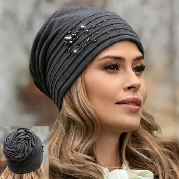 Čepice KRUMLOVANKA Dámská bavlněná čepice W-0039/D693 šedá