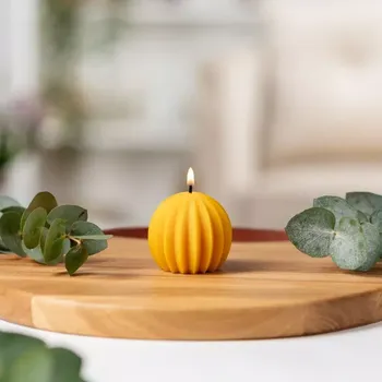 Svíčka Tvoje svíčka Včelí svíce Koule s drážkami 5,5cm