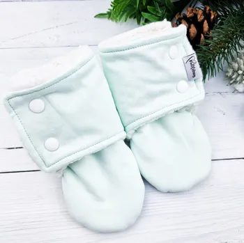 Capáčky Kulišárny Capáčky barefoot s beránkem MINT White VELIKOST: 1 délka stélky: 11cm