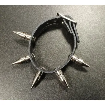 Náramek Kožený náramek stahovák s hroty jednořadý STX-WB31PAT Velikost: UNI