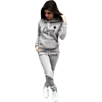 Pohodlná dámská tepláková souprava s nápisem "QUEEN" Barva: Šedá, Velikost: M