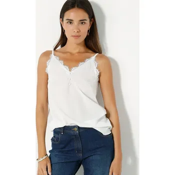 Top s krajkou a knoflíčky ve výstřihu režná 52