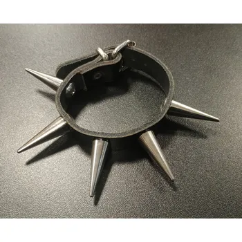 Náramek Kožený náramek stahovák s hroty jednořadý STX-WB1303PAT Velikost: UNI