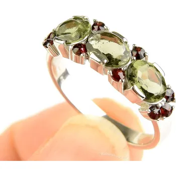 Prsten Vltavíny 7 x 5mm a granáty prsten standard brus Ag 925/1000 + Rh