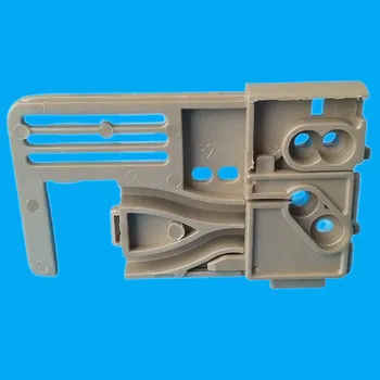 Žaluzie Vedení řetízku pravé barva zlatá. (Pro žaluzie Isoline)