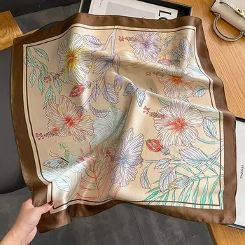 Šátek Hedvábný šátek Květy ibišků 70x70 cm v dárkovém balení, HEDVÁBNÝ SVĚT