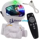 Astronaut s LED projektorem hvězdné oblohy