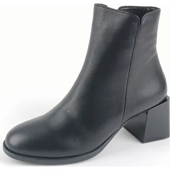 Dámská zimní obuv Dámské kotníkové boty Dapi 109429 černé 38