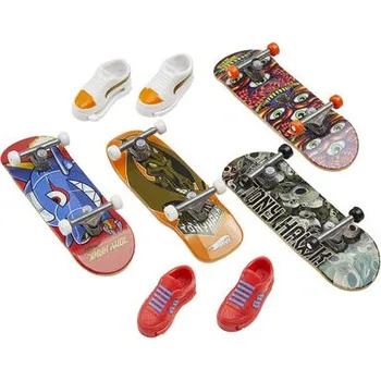 Doplněk pro panenku Mattel Hot Wheels Skates 4ks fingerboard a boty, více druhů