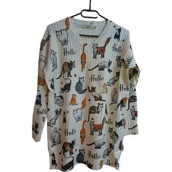 Dámský svetr Krásný dámský svetr s kočkami