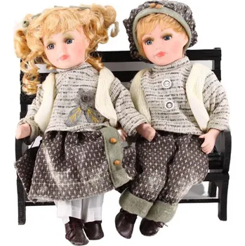 Dini Porcelánové panenky Děti na lavičce, s blond vlásky Barva: hnědá